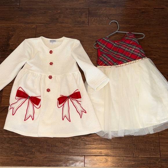 Source Unknown Other - White and Red Holiday Dress Set